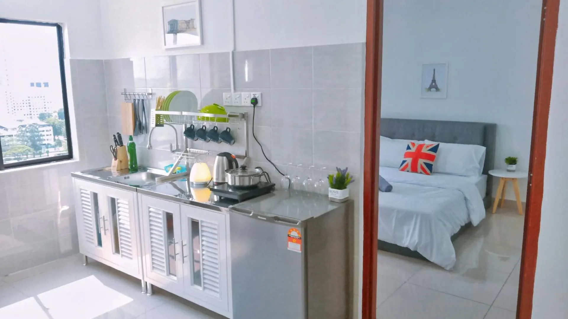 Georgetown, Up To 5 Pax, 2 Bedrooms, 1 Bathroom, 1 Car Park By Star Home location
