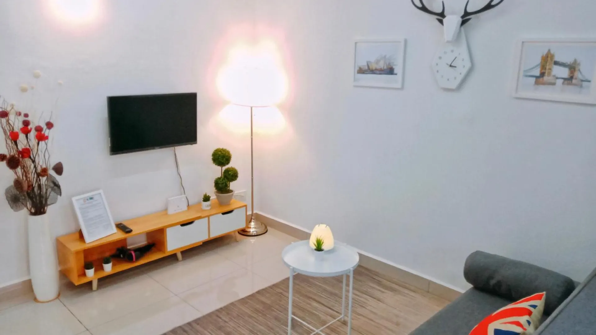 Georgetown, Up To 5 Pax, 2 Bedrooms, 1 Bathroom, 1 Car Park By Star Home Apartment George Town